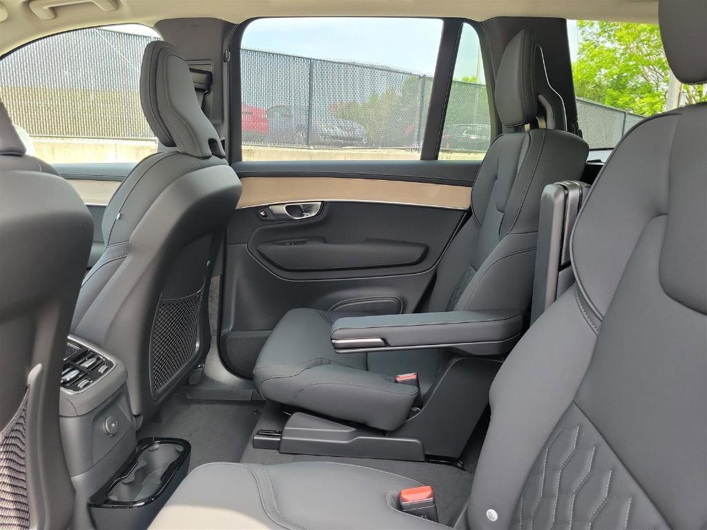 new 2025 Volvo XC90 Plug-In Hybrid car, priced at $79,695