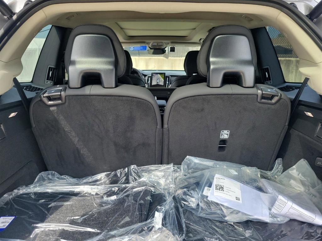 new 2025 Volvo XC90 Plug-In Hybrid car, priced at $79,695
