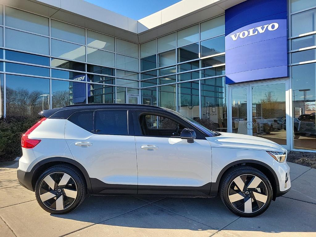 used 2024 Volvo XC40 Recharge Pure Electric car, priced at $41,389