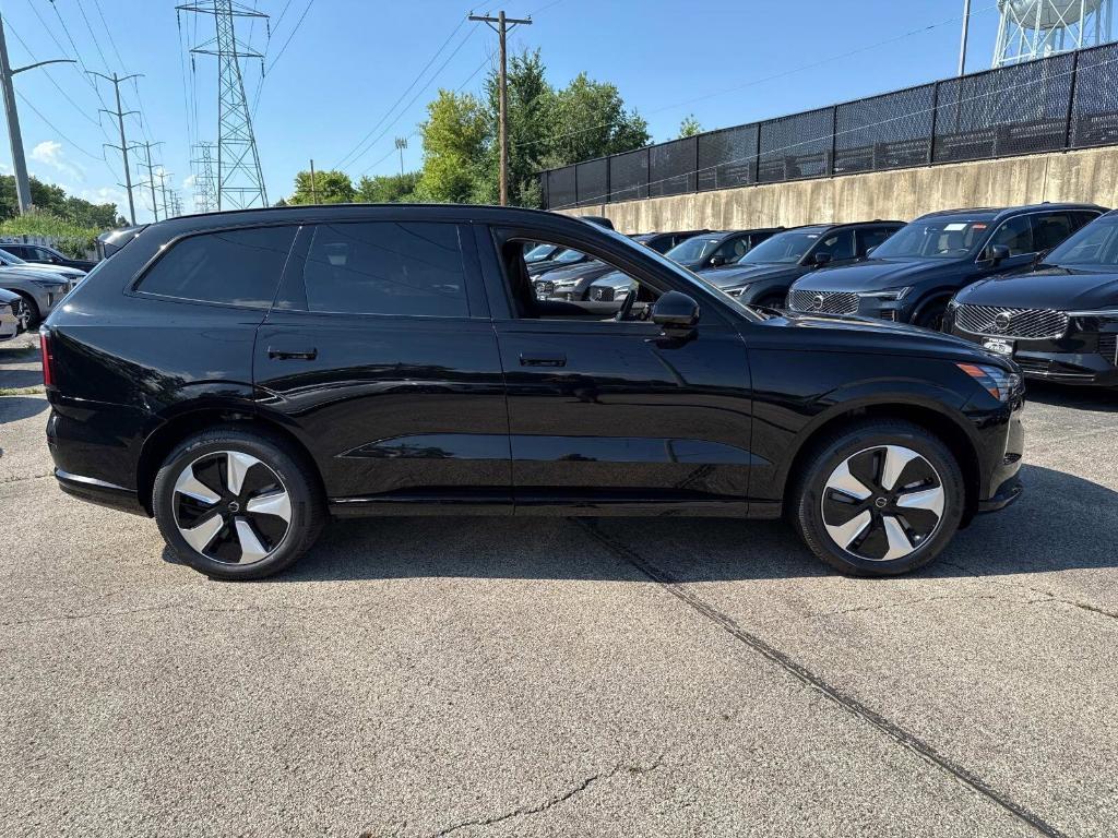 new 2025 Volvo EX90 car, priced at $82,590