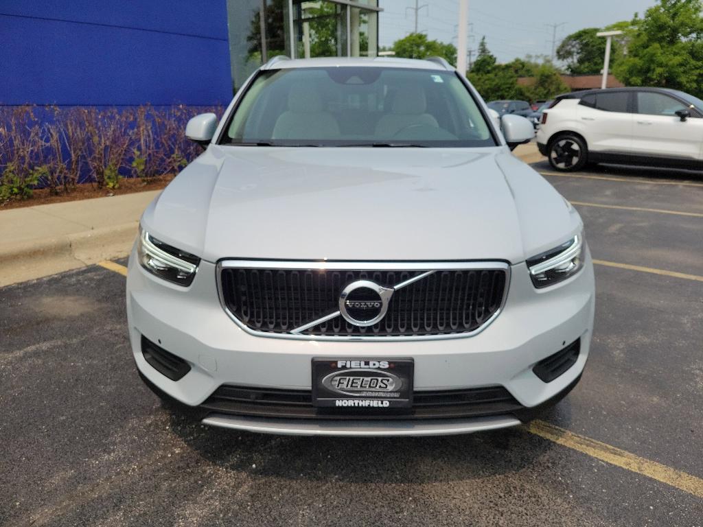 used 2020 Volvo XC40 car, priced at $23,989
