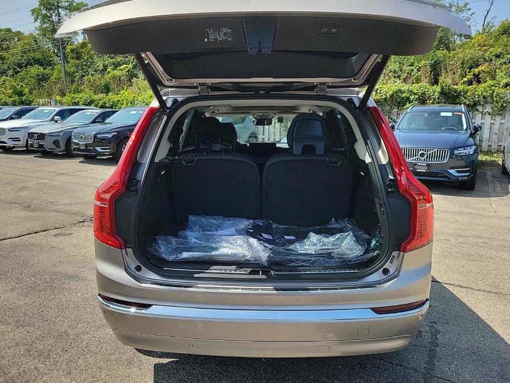 new 2025 Volvo XC90 Plug-In Hybrid car, priced at $77,193