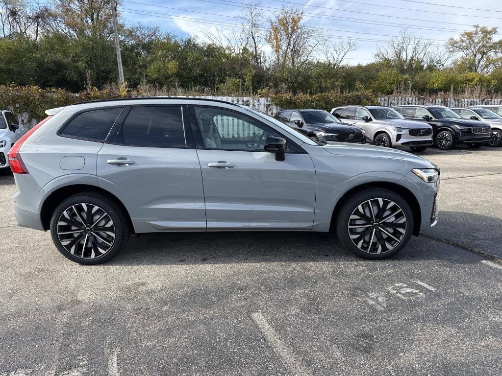 new 2026 Volvo XC60 Plug-In Hybrid car, priced at $75,235
