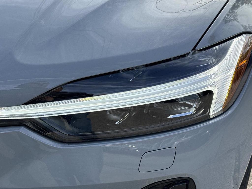 new 2026 Volvo XC60 Plug-In Hybrid car, priced at $75,235