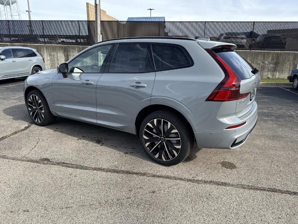 new 2026 Volvo XC60 Plug-In Hybrid car, priced at $75,235