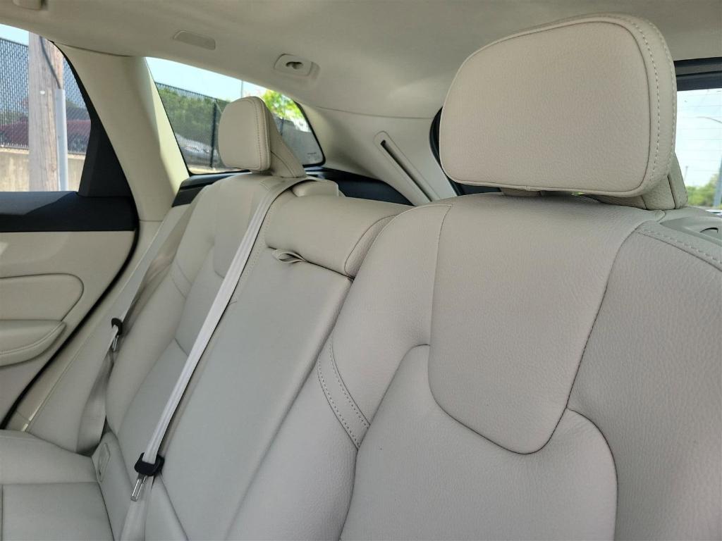 new 2025 Volvo XC60 Plug-In Hybrid car, priced at $65,865