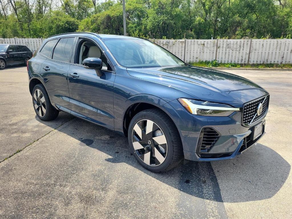 new 2025 Volvo XC60 Plug-In Hybrid car, priced at $65,865