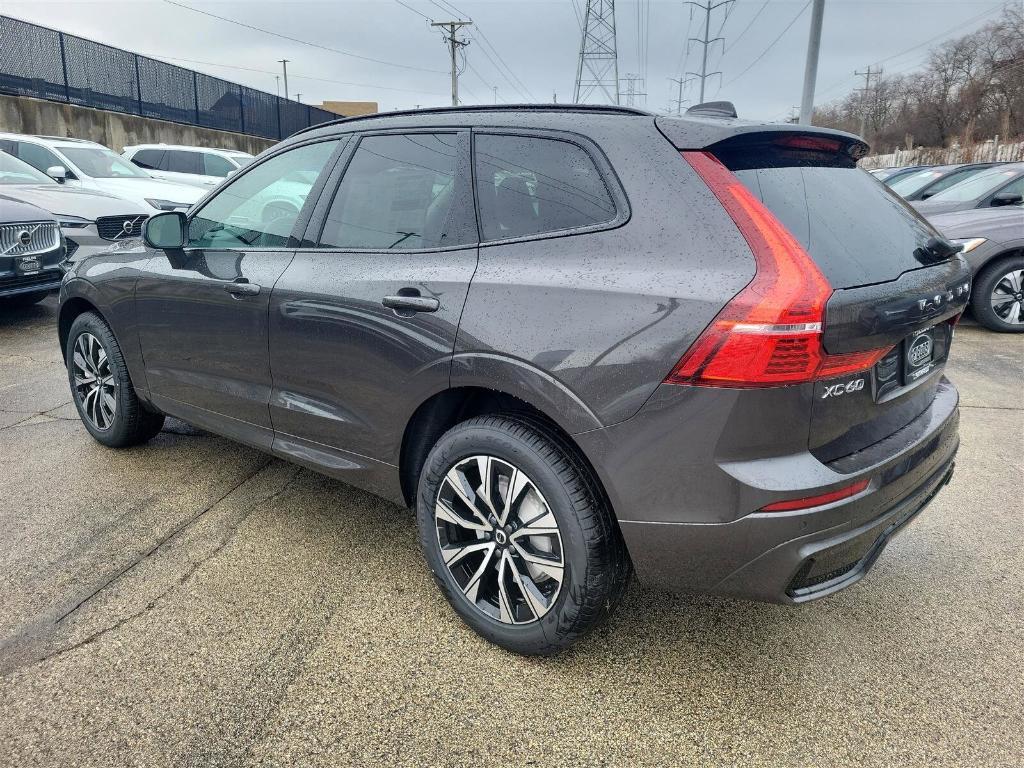 new 2025 Volvo XC60 car, priced at $50,705