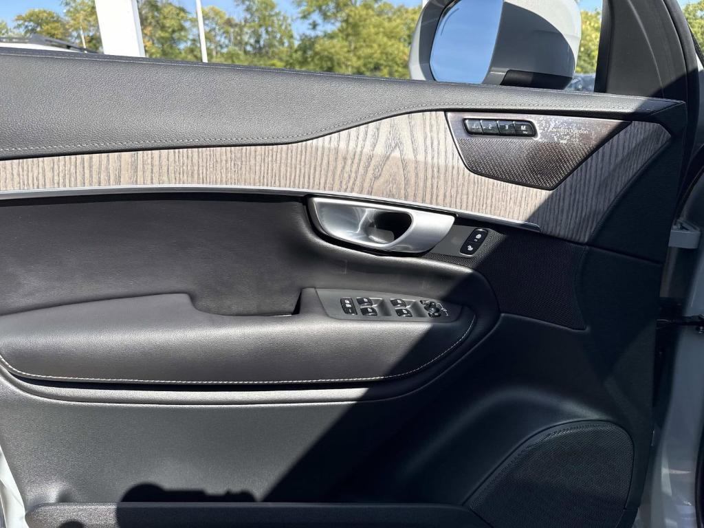 used 2024 Volvo XC90 Recharge Plug-In Hybrid car, priced at $64,991