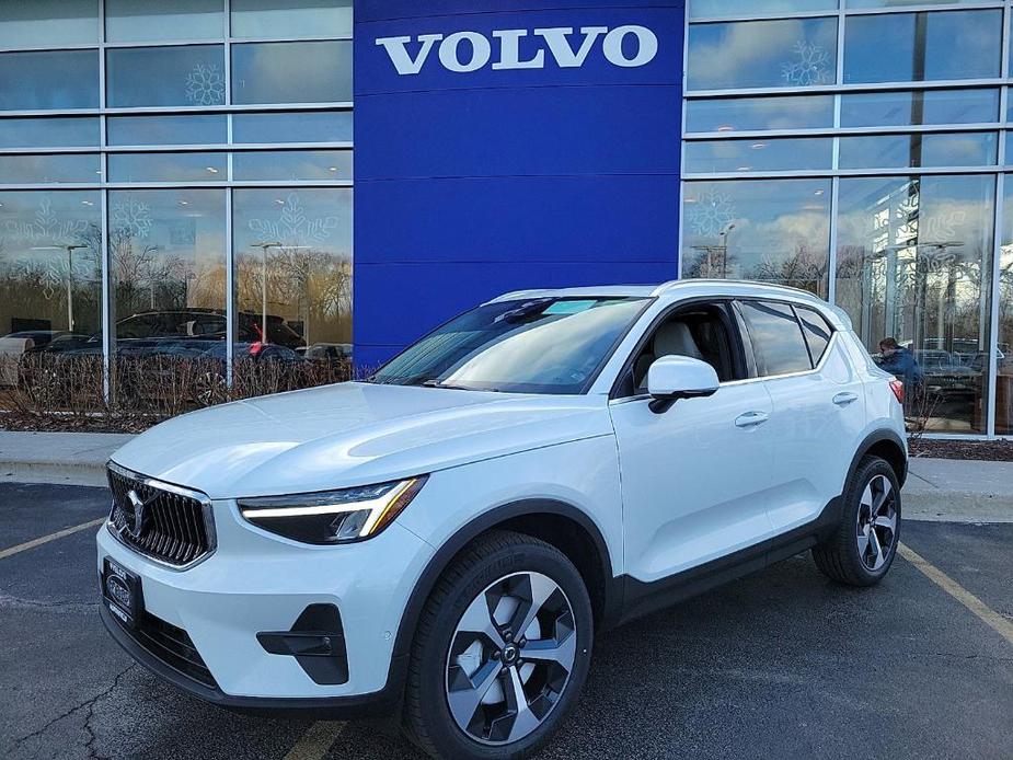 new 2024 Volvo XC40 car, priced at $48,380