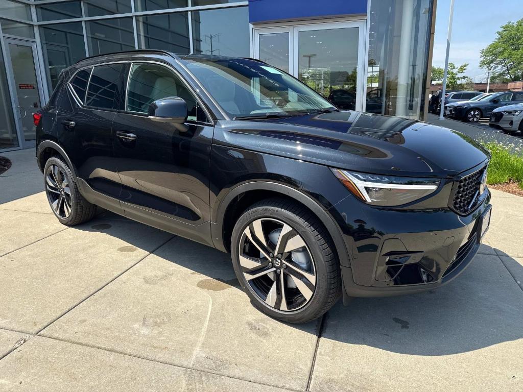 new 2026 Volvo XC40 car, priced at $53,975