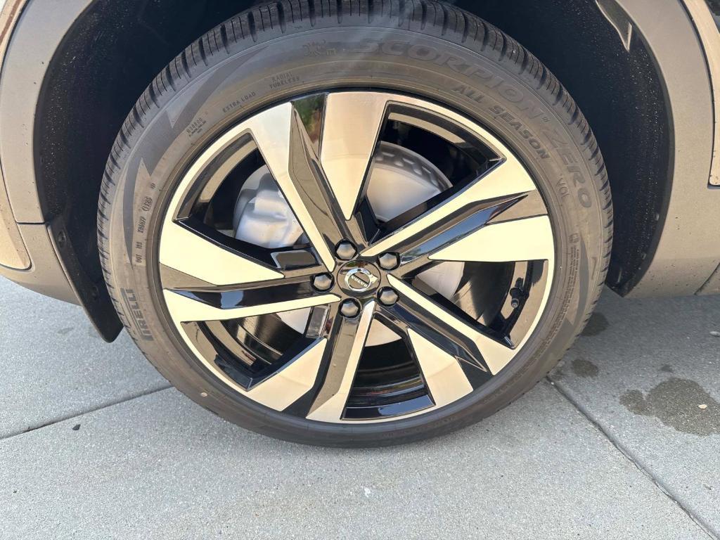 new 2026 Volvo XC40 car, priced at $53,975