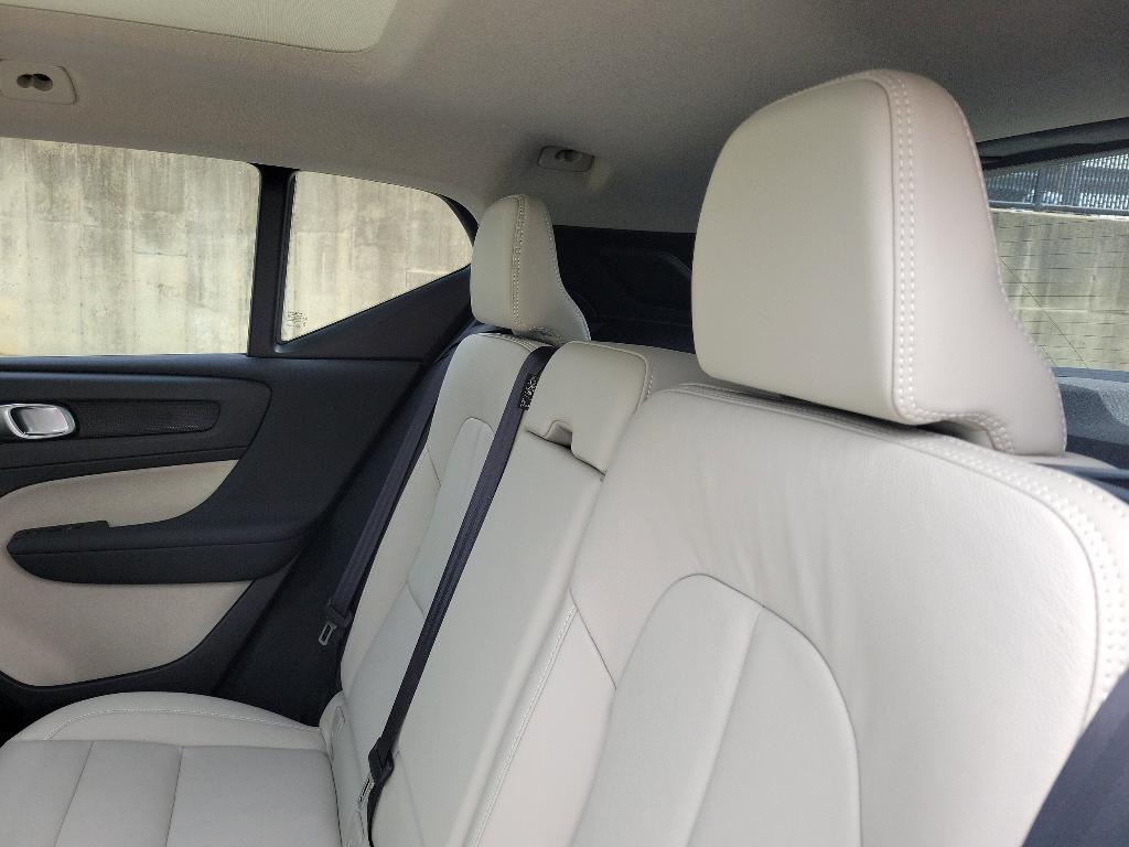 new 2025 Volvo XC40 car, priced at $48,335