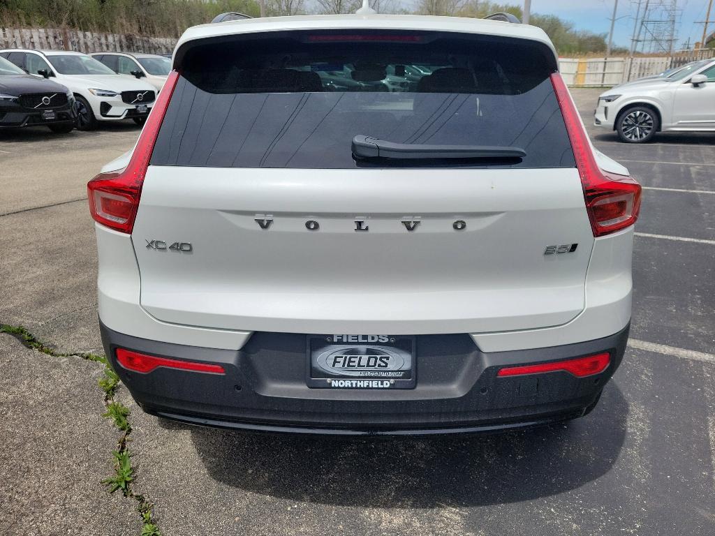 new 2025 Volvo XC40 car, priced at $48,335