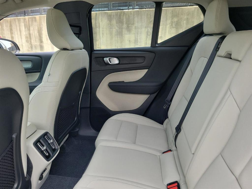 new 2025 Volvo XC40 car, priced at $48,335