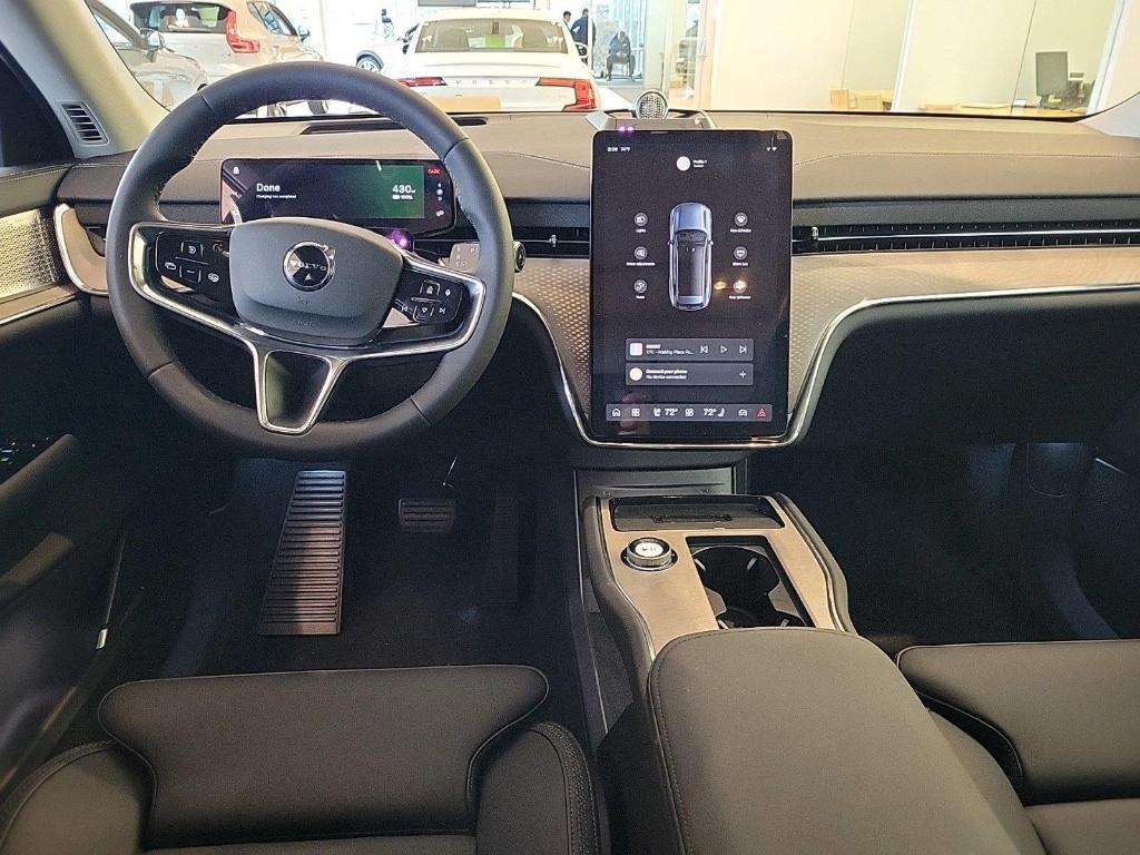 new 2025 Volvo EX90 car, priced at $93,840