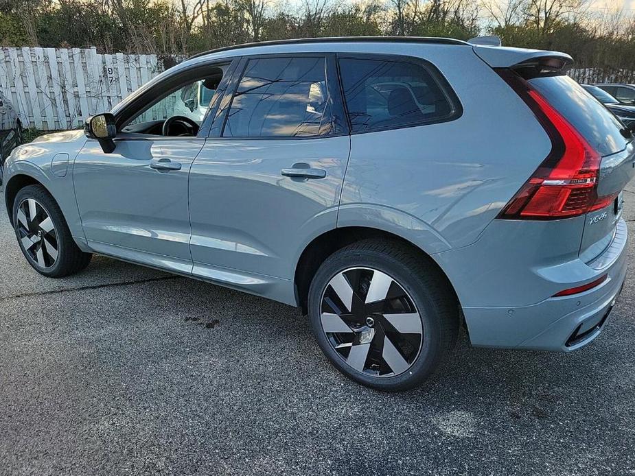 new 2025 Volvo XC60 Plug-In Hybrid car, priced at $66,235