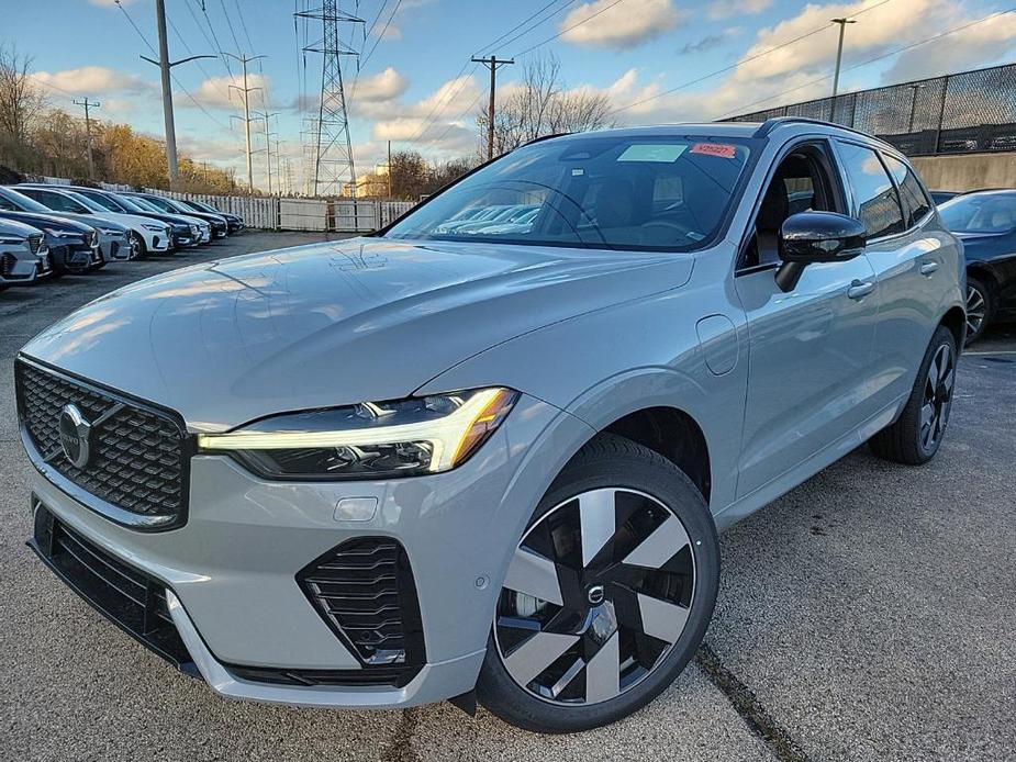 new 2025 Volvo XC60 Plug-In Hybrid car, priced at $66,235