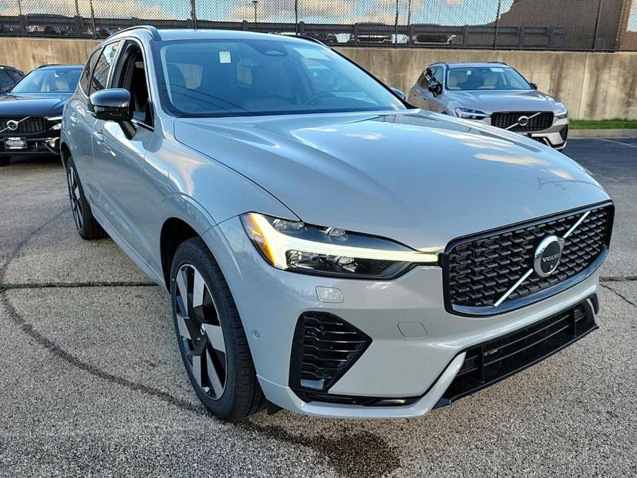 new 2025 Volvo XC60 Plug-In Hybrid car, priced at $66,235