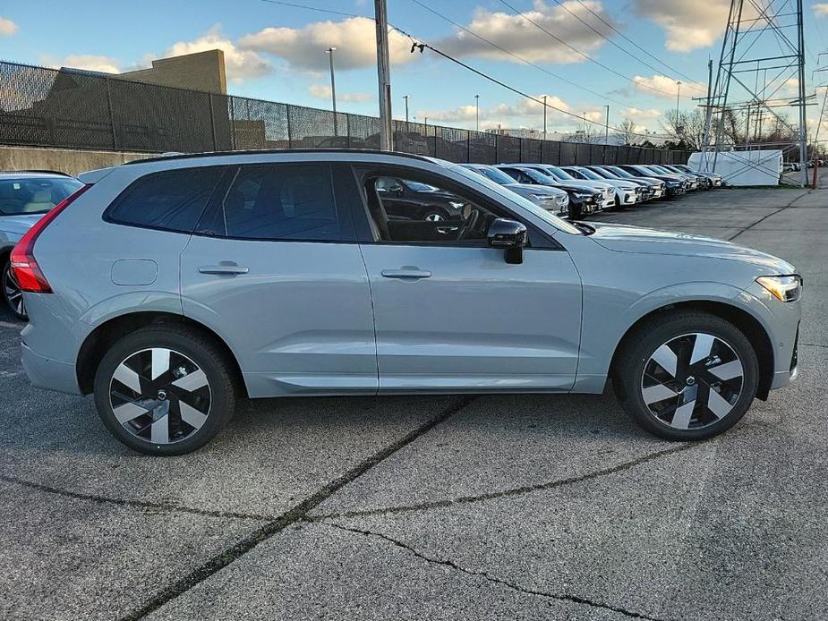 new 2025 Volvo XC60 Plug-In Hybrid car, priced at $66,235