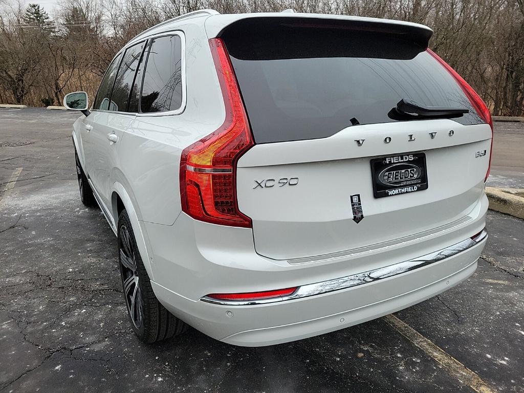 new 2025 Volvo XC90 car, priced at $67,265