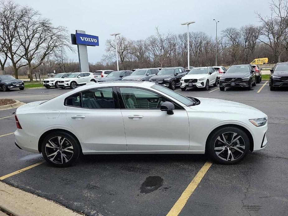 new 2024 Volvo S60 car, priced at $47,280