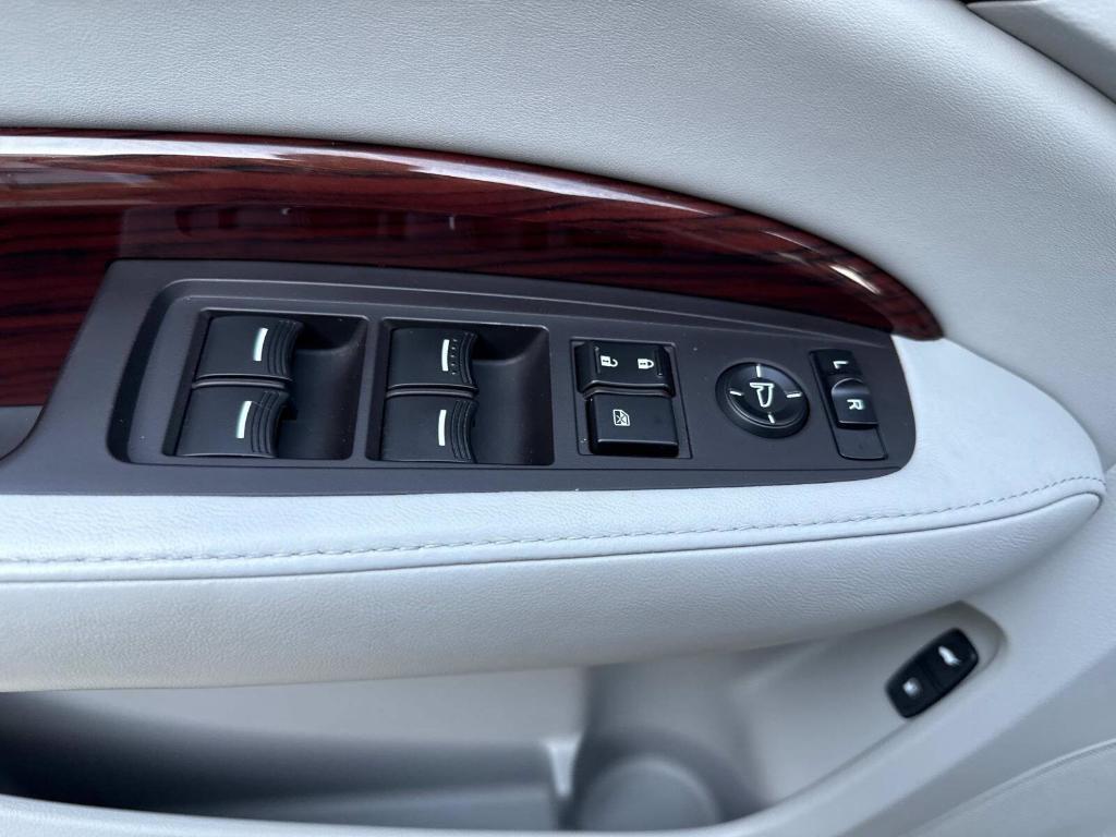 used 2016 Acura MDX car, priced at $18,991