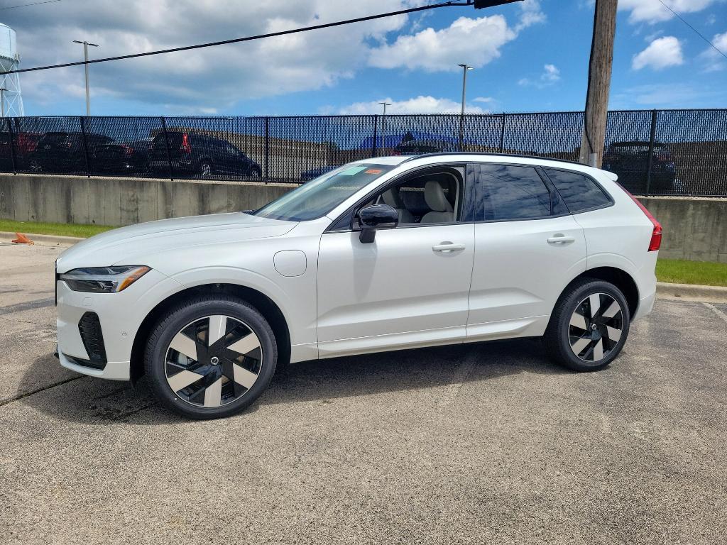 new 2025 Volvo XC60 Plug-In Hybrid car, priced at $65,865