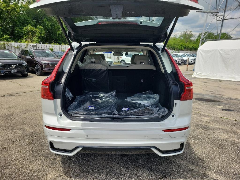 new 2025 Volvo XC60 Plug-In Hybrid car, priced at $65,865