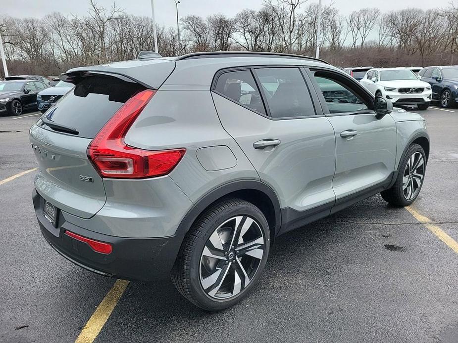 new 2024 Volvo XC40 car, priced at $52,180