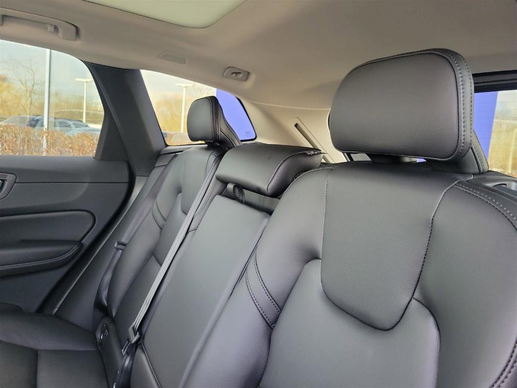 new 2025 Volvo XC60 Plug-In Hybrid car, priced at $62,100