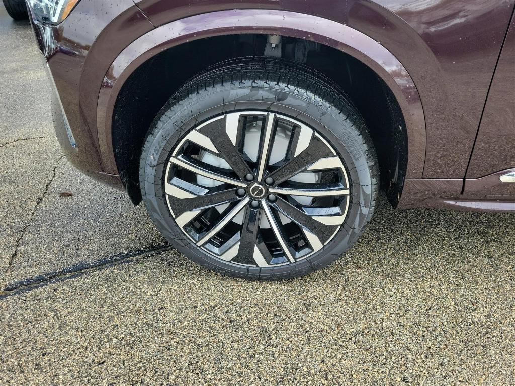 new 2025 Volvo XC90 car, priced at $60,545
