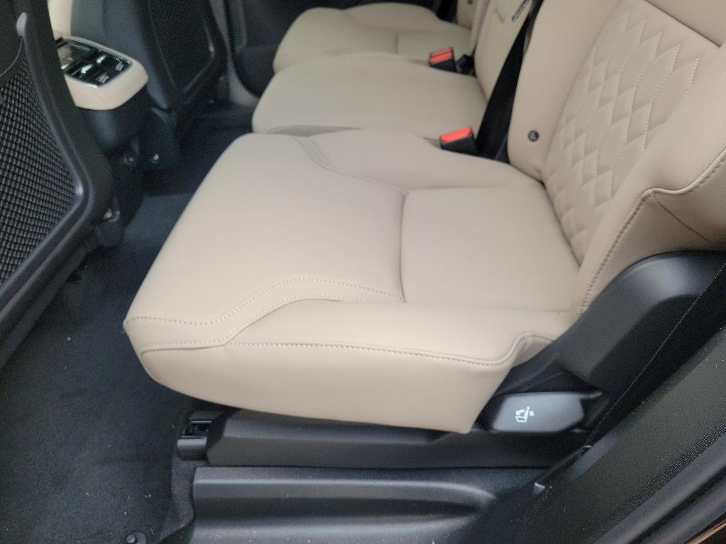 new 2025 Volvo XC90 car, priced at $60,545