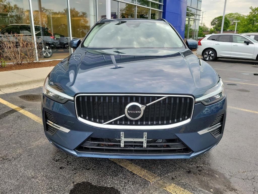 used 2023 Volvo XC60 car, priced at $39,989