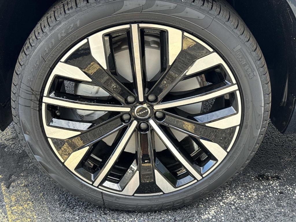 new 2026 Volvo XC90 car, priced at $77,755