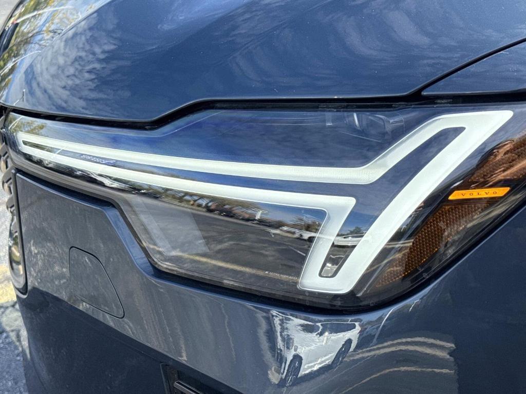 new 2026 Volvo XC90 car, priced at $77,755