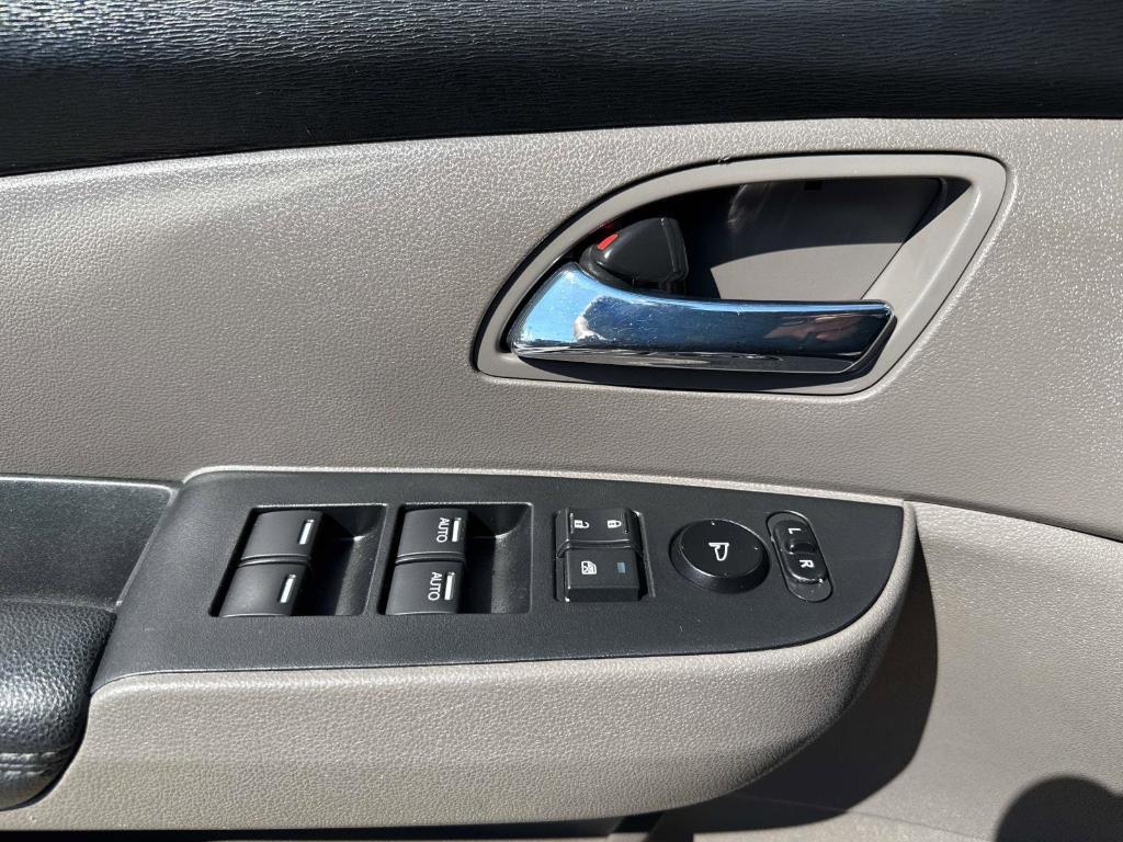 used 2016 Honda Odyssey car, priced at $15,991