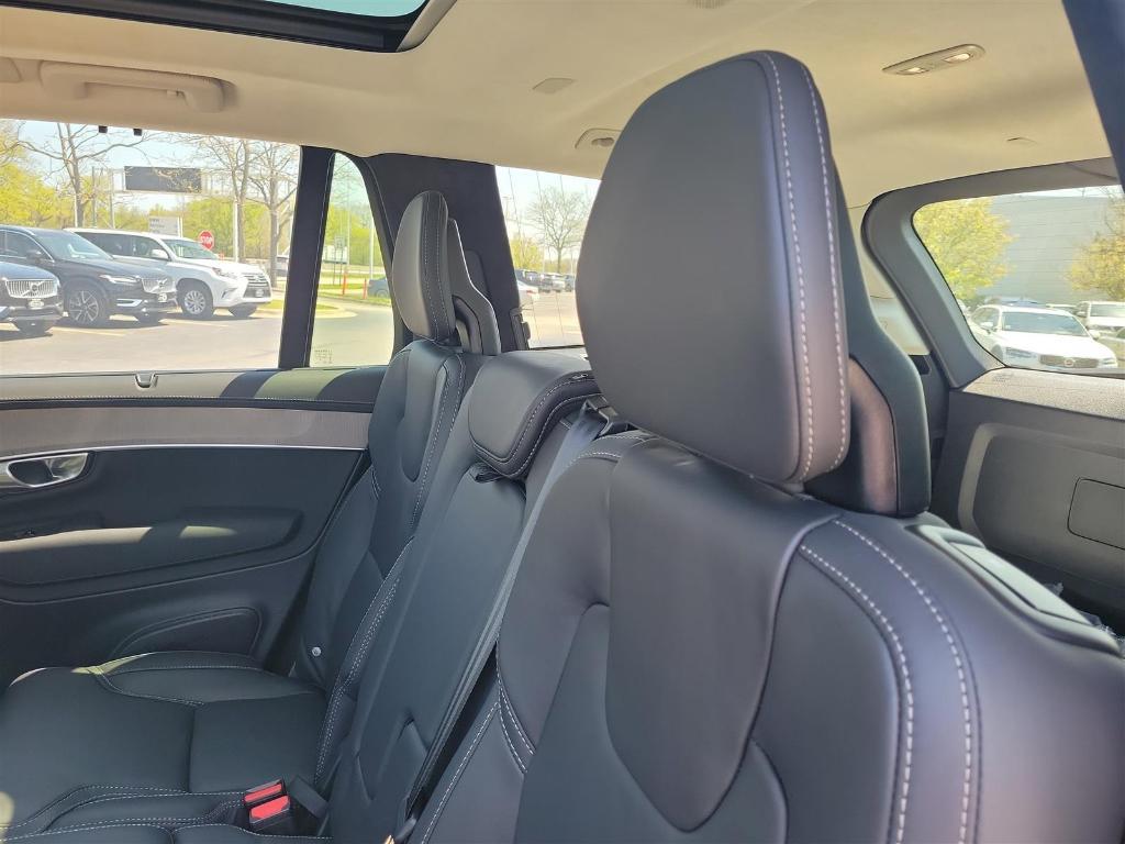 new 2025 Volvo XC90 car, priced at $74,805