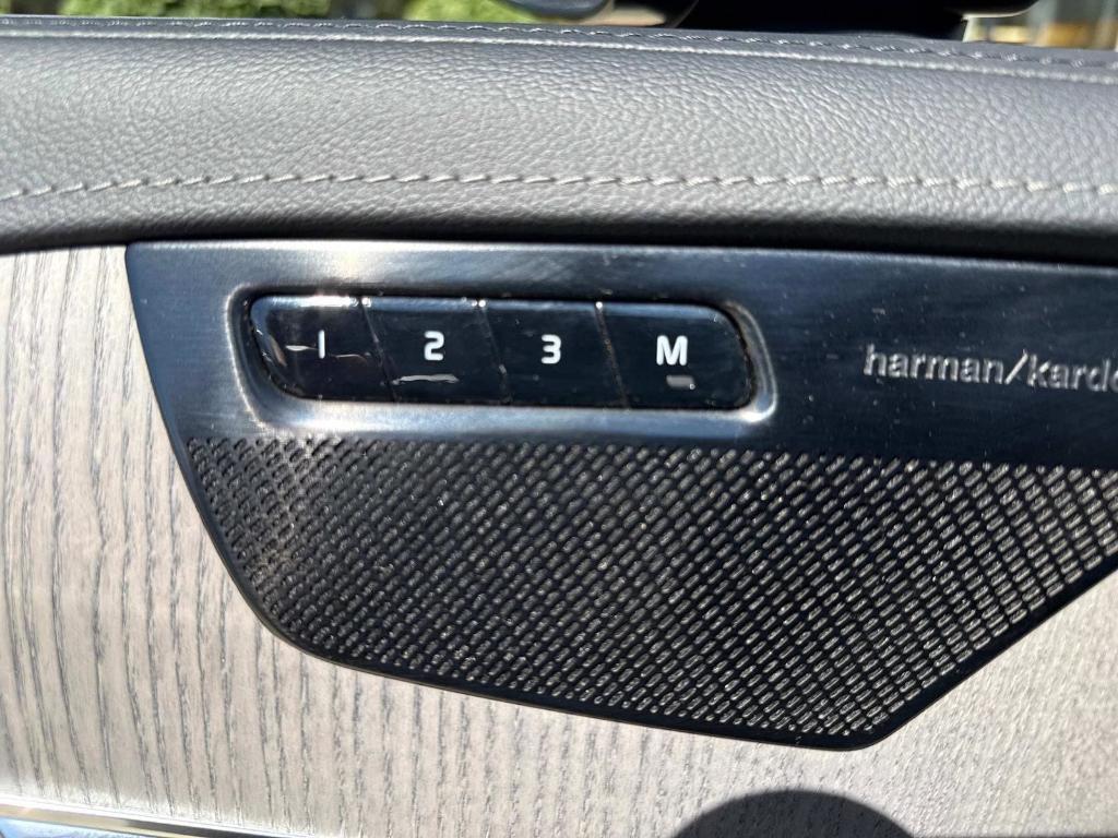 used 2022 Volvo XC90 car, priced at $43,989