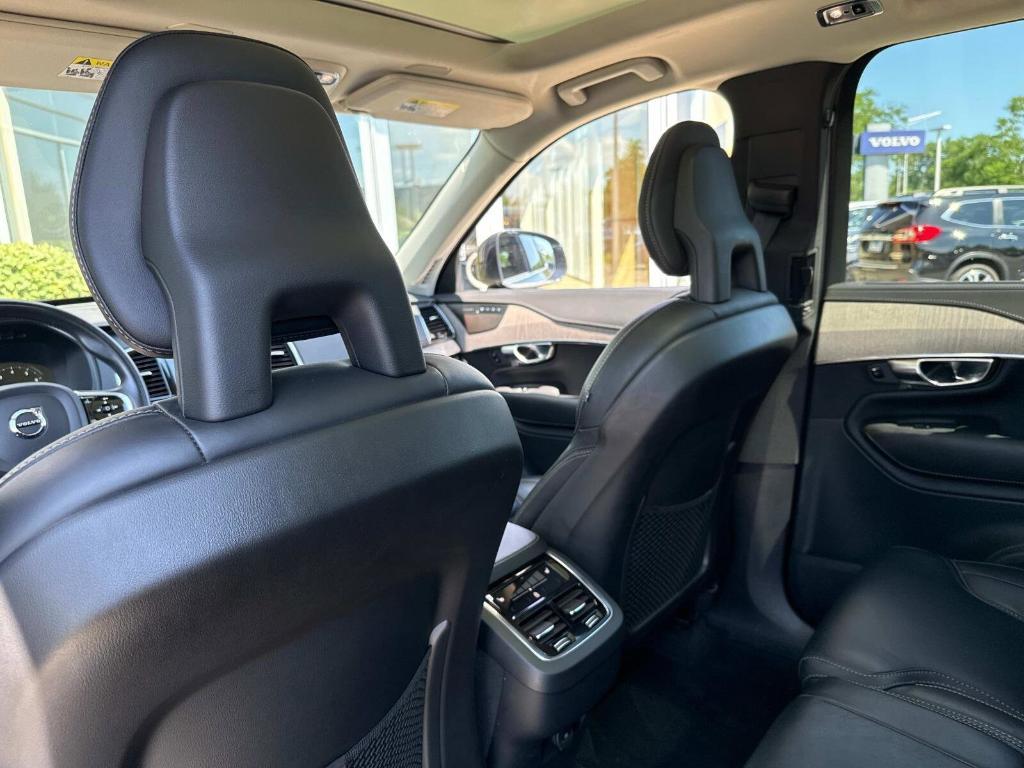 used 2022 Volvo XC90 car, priced at $43,989