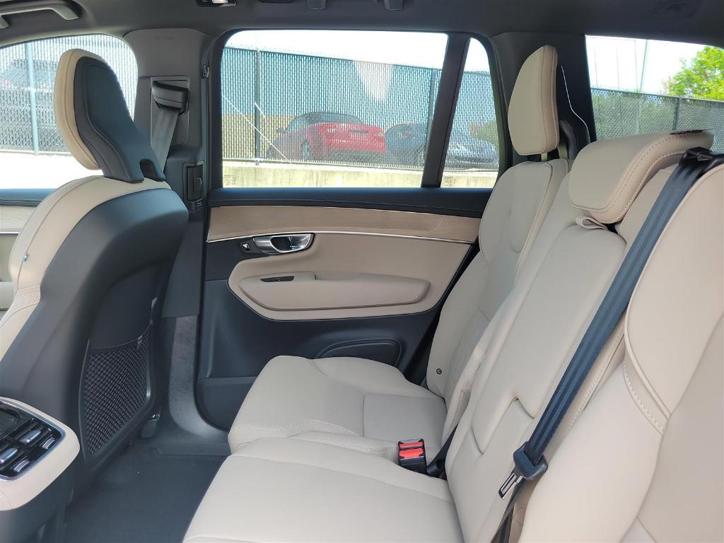 new 2025 Volvo XC90 car, priced at $60,545