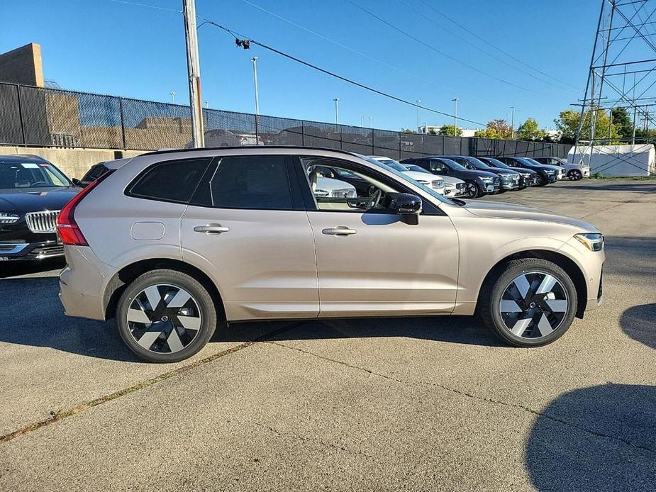 new 2025 Volvo XC60 Plug-In Hybrid car, priced at $66,235