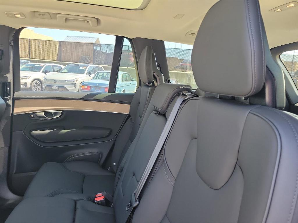 new 2025 Volvo XC90 Plug-In Hybrid car, priced at $78,805