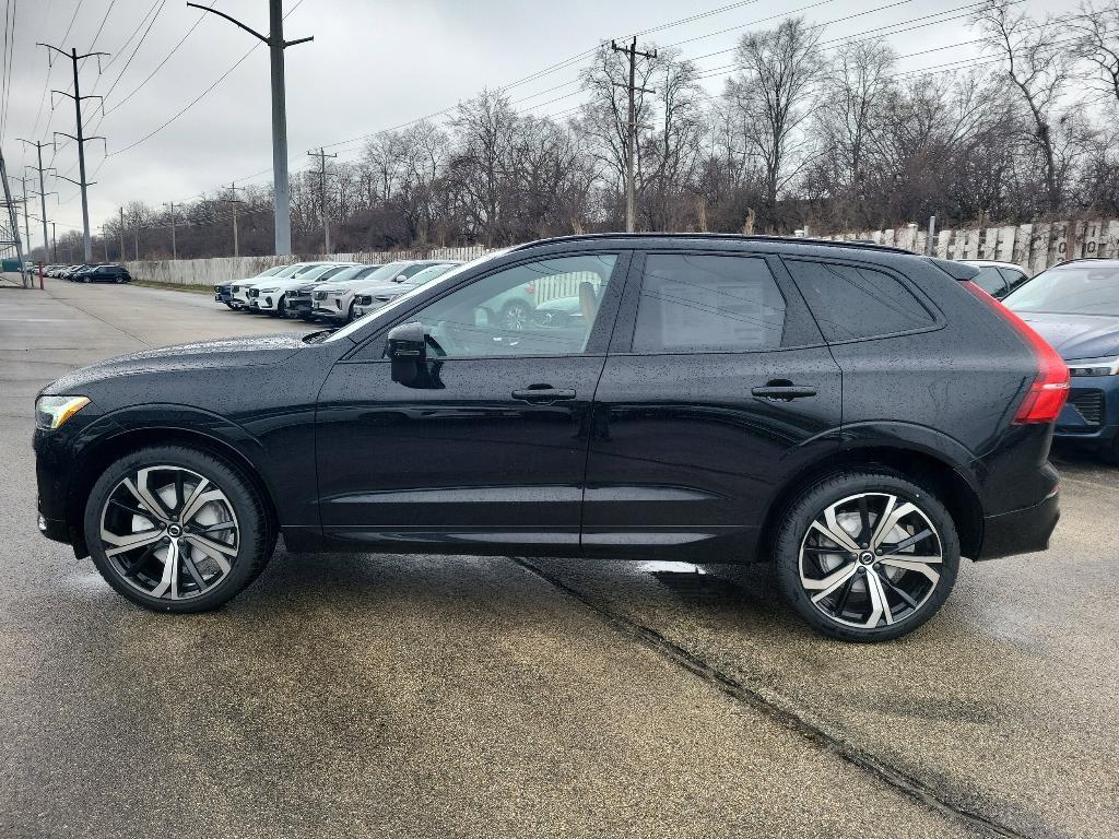 new 2025 Volvo XC60 car, priced at $61,010