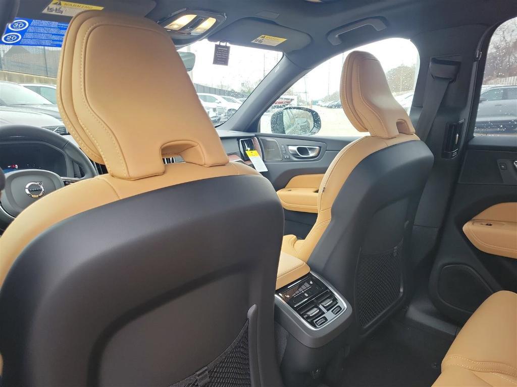 new 2025 Volvo XC60 car, priced at $61,010