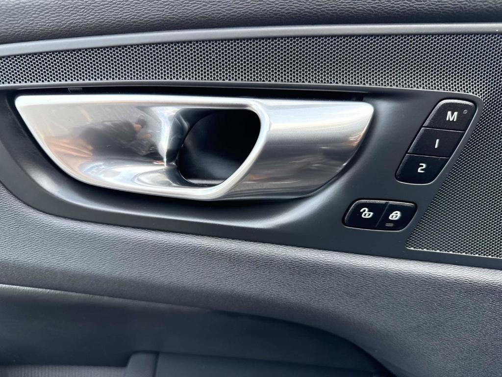used 2025 Volvo XC60 car, priced at $39,991