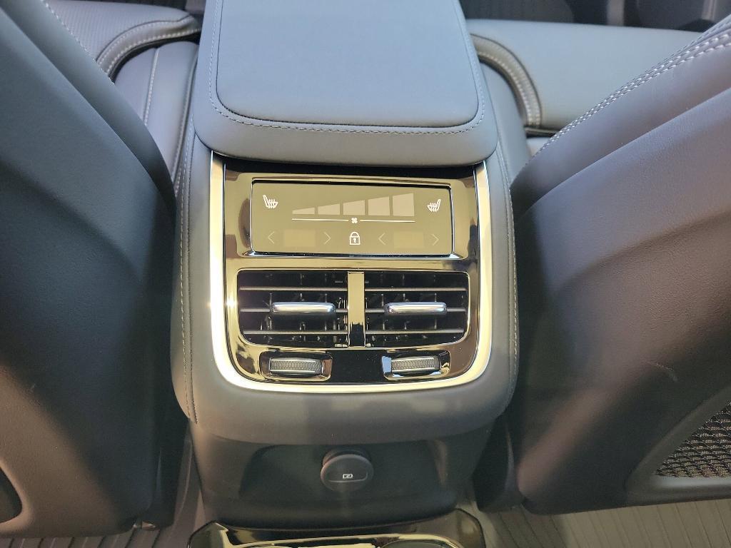 new 2025 Volvo XC90 Plug-In Hybrid car, priced at $92,095