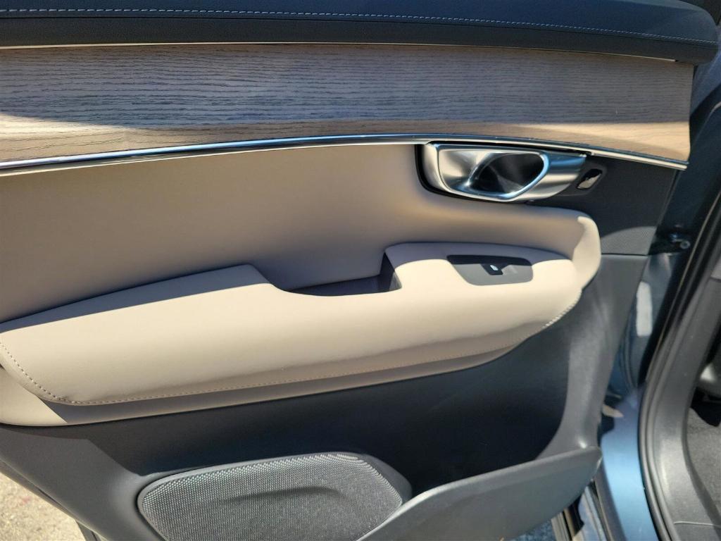 new 2025 Volvo XC90 Plug-In Hybrid car, priced at $81,445