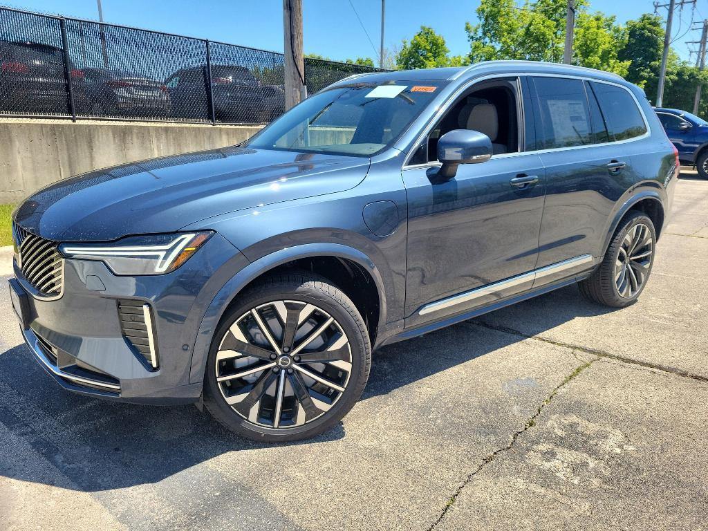 new 2025 Volvo XC90 Plug-In Hybrid car, priced at $81,445