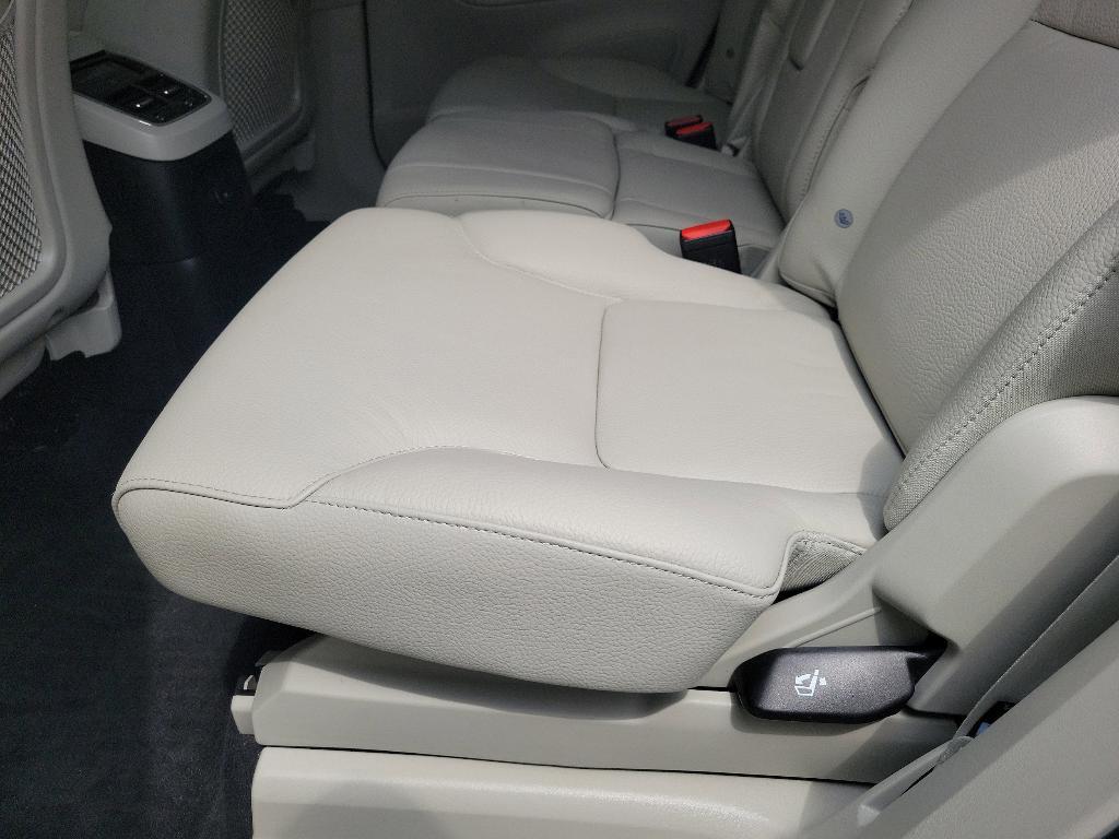 used 2023 Volvo XC90 Recharge Plug-In Hybrid car, priced at $60,989